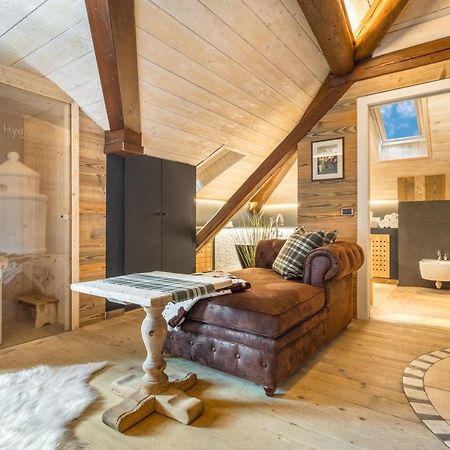 John Luxury Suites Фолгария Екстериор снимка