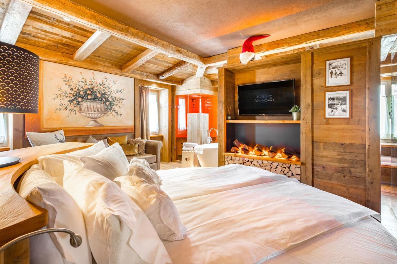 John Luxury Suites Фолгария Екстериор снимка