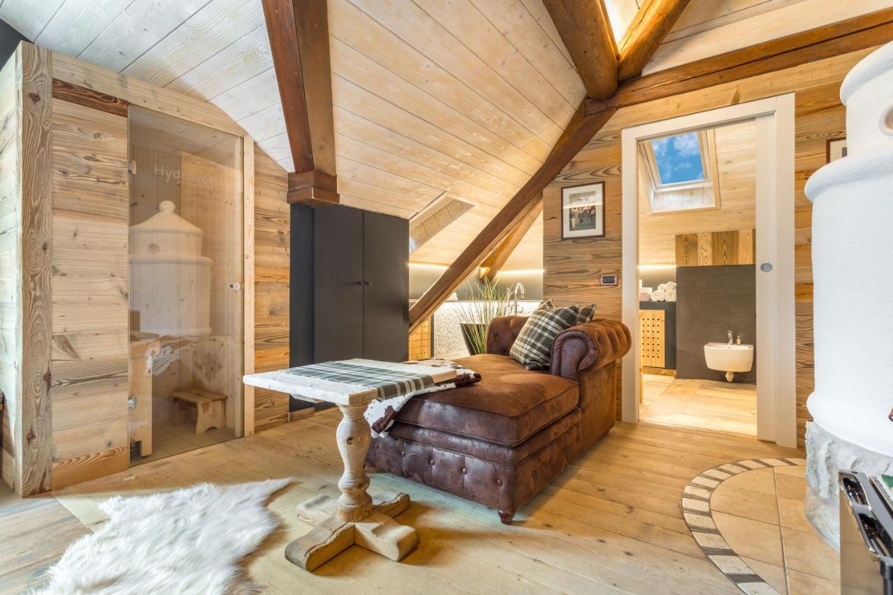 John Luxury Suites Фолгария Екстериор снимка