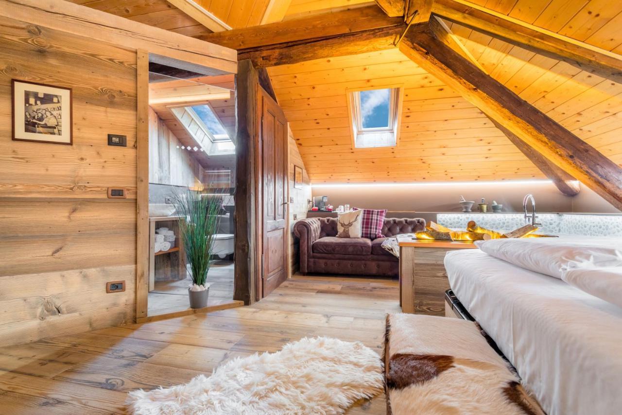 John Luxury Suites Фолгария Екстериор снимка