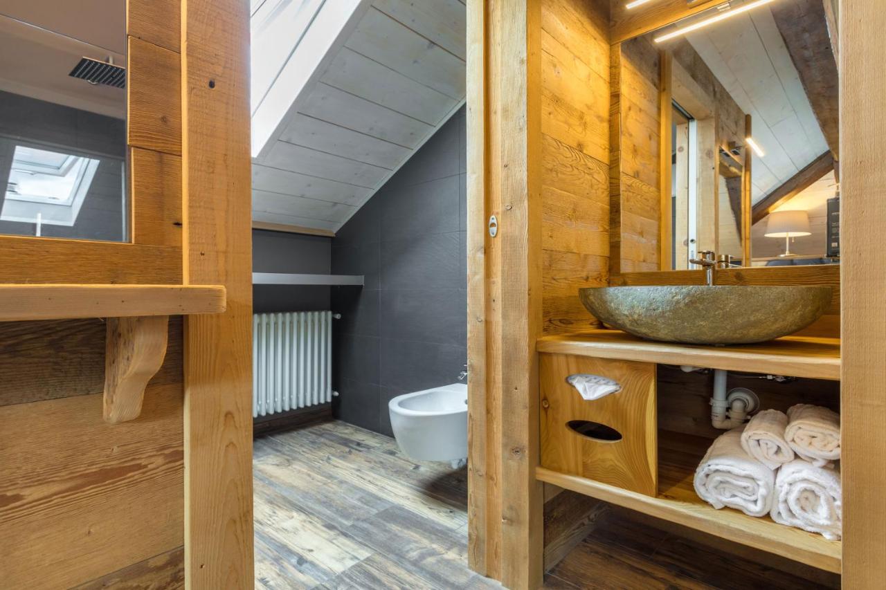 John Luxury Suites Фолгария Екстериор снимка