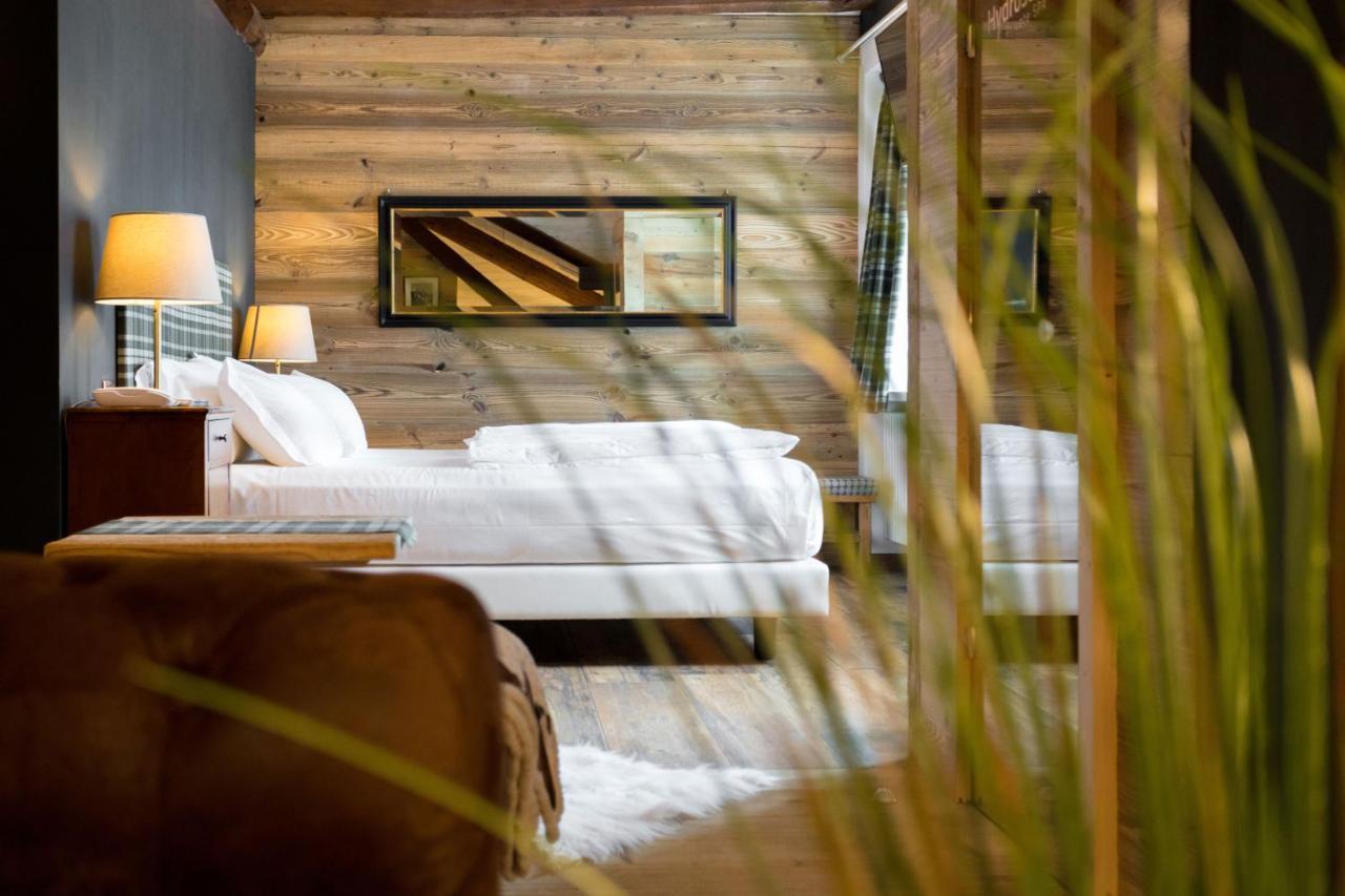 John Luxury Suites Фолгария Екстериор снимка