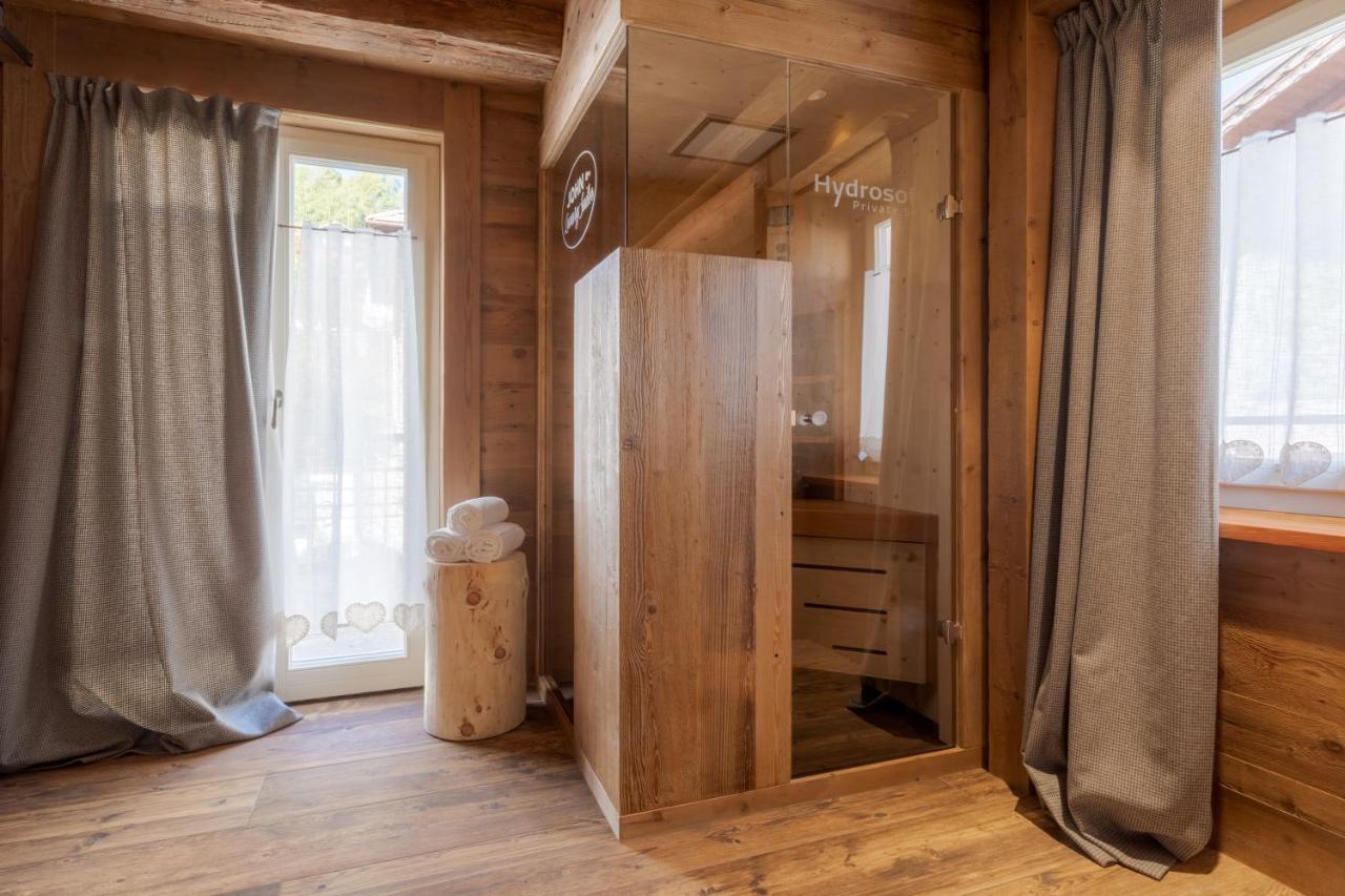 John Luxury Suites Фолгария Екстериор снимка