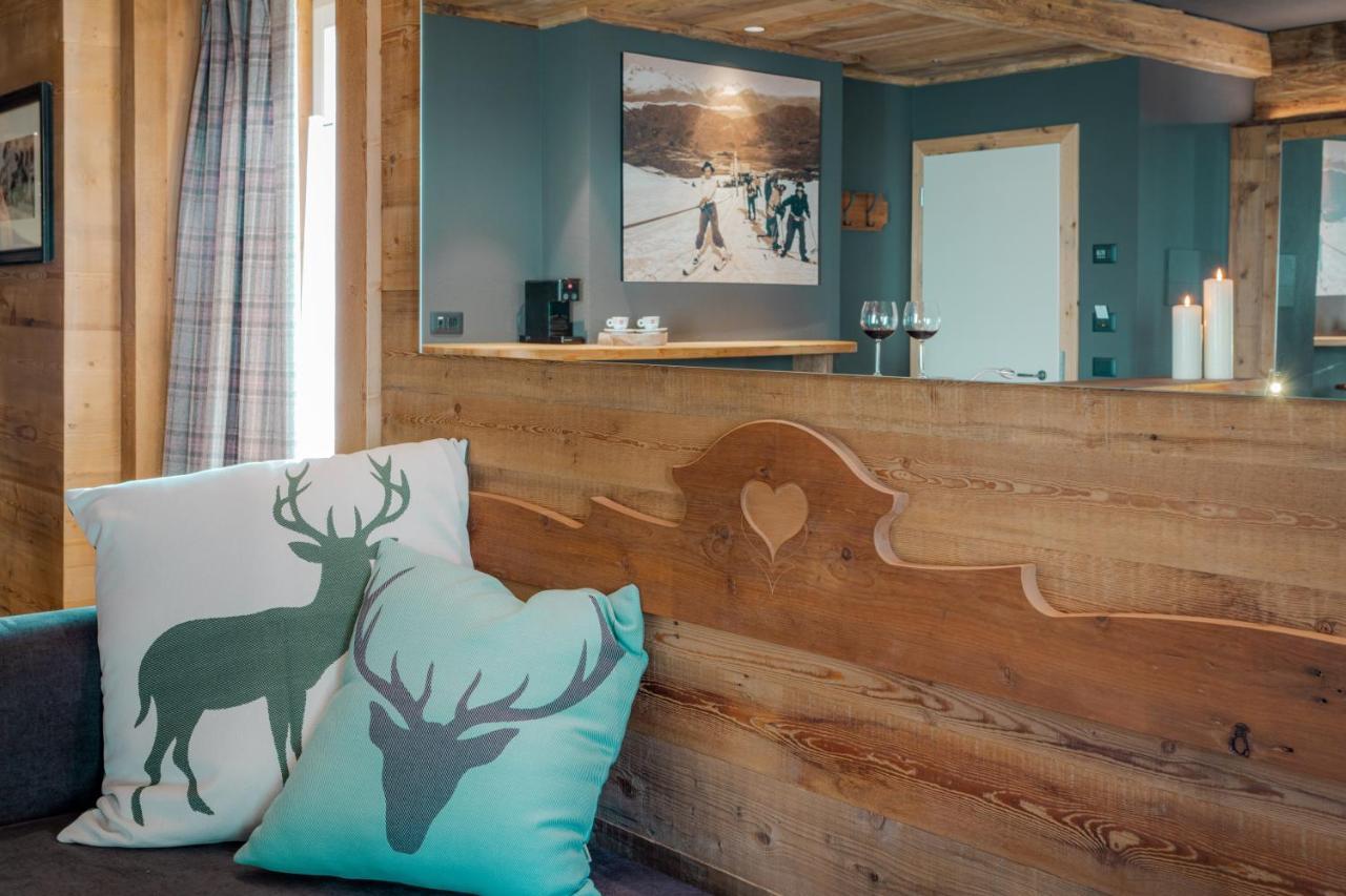 John Luxury Suites Фолгария Екстериор снимка